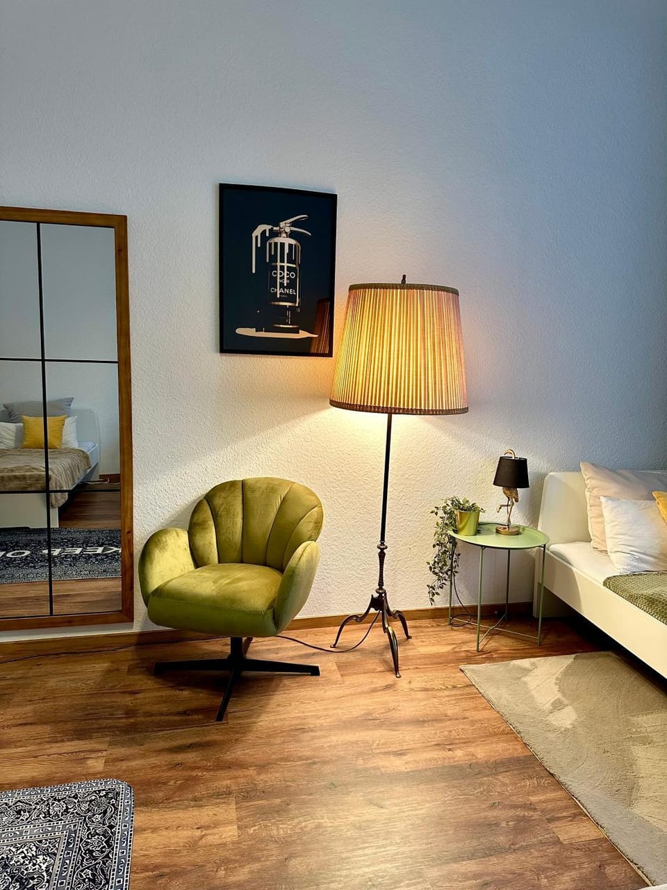 Seating area, Bedroom