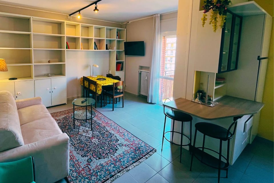 Communal lounge/ TV room, TV and multimedia, Seating area