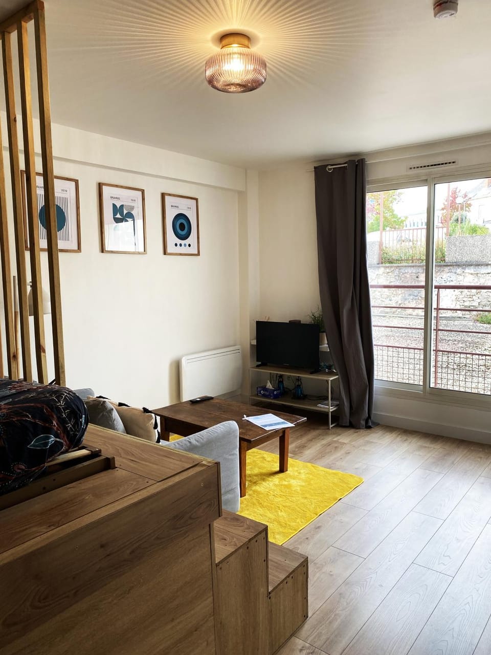 TV and multimedia, Living room, Inner courtyard view
