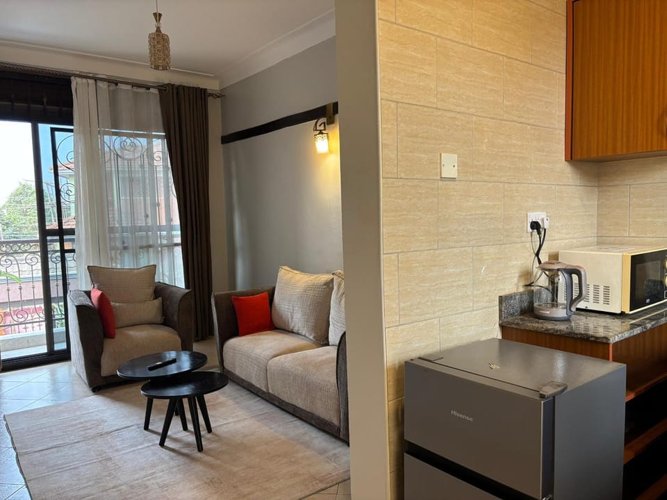 TV and multimedia, Kitchen or kitchenette, Living room, Seating area, Dining area, oven, pet friendly, stove, toaster