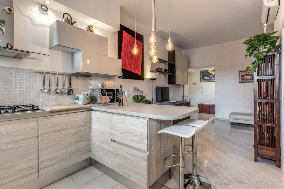 Kitchen or kitchenette