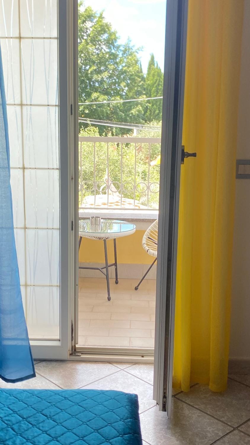View (from property/room), Balcony/Terrace