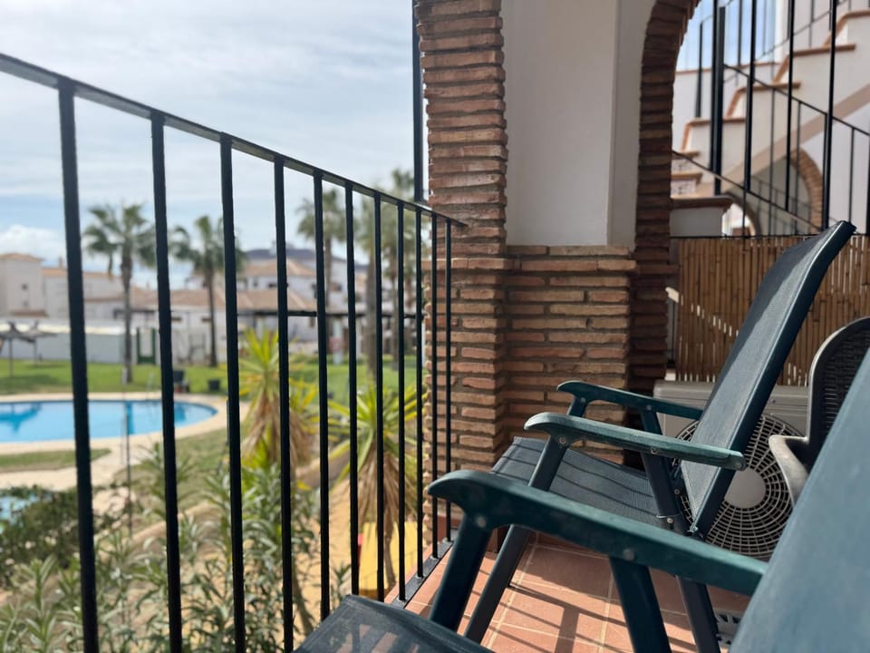 View (from property/room), Balcony/Terrace, Pool view, sunbed
