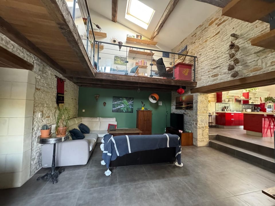 Seating area