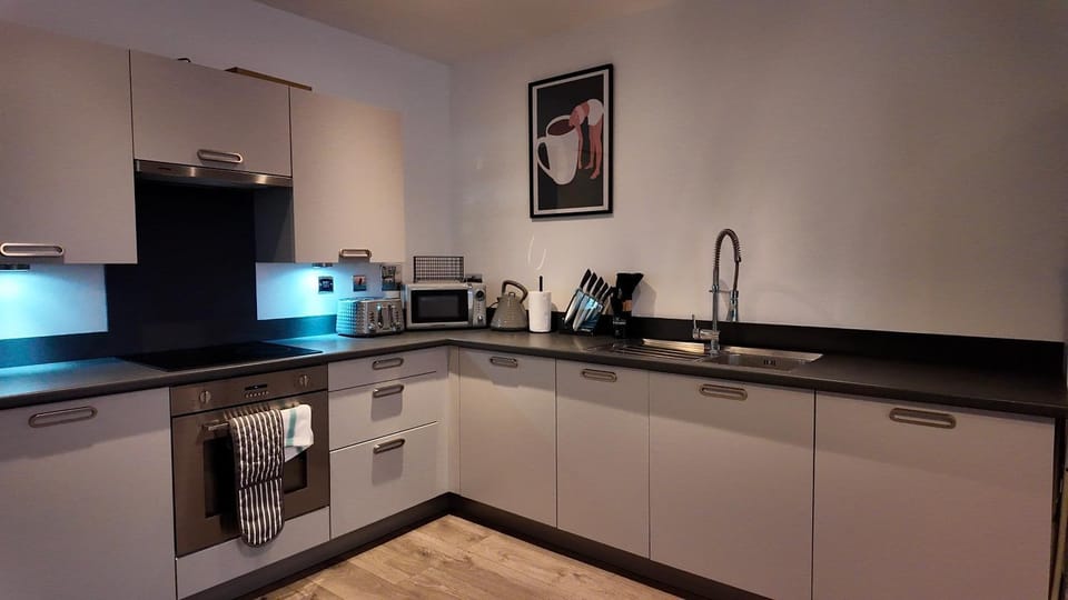 Kitchen or kitchenette, kitchen