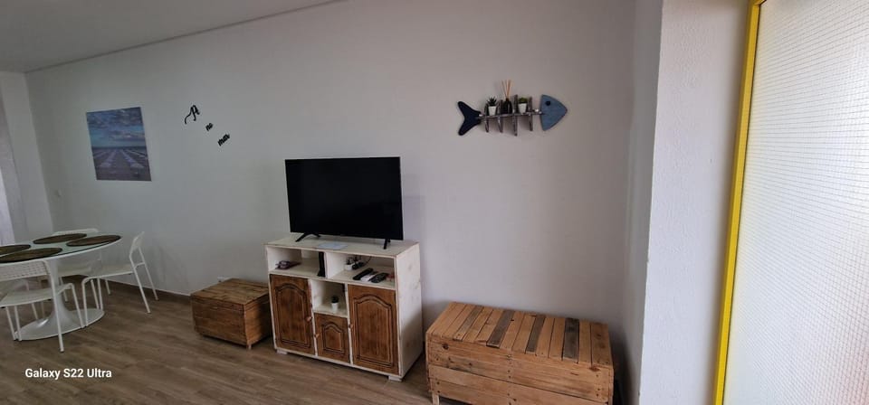 Communal lounge/ TV room, TV and multimedia