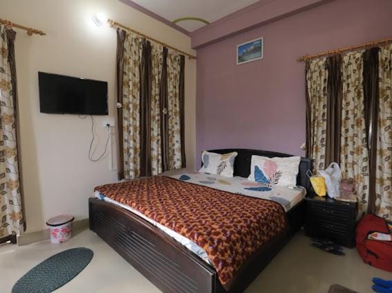 Saket homestay Vacation rental in Uttarakhand