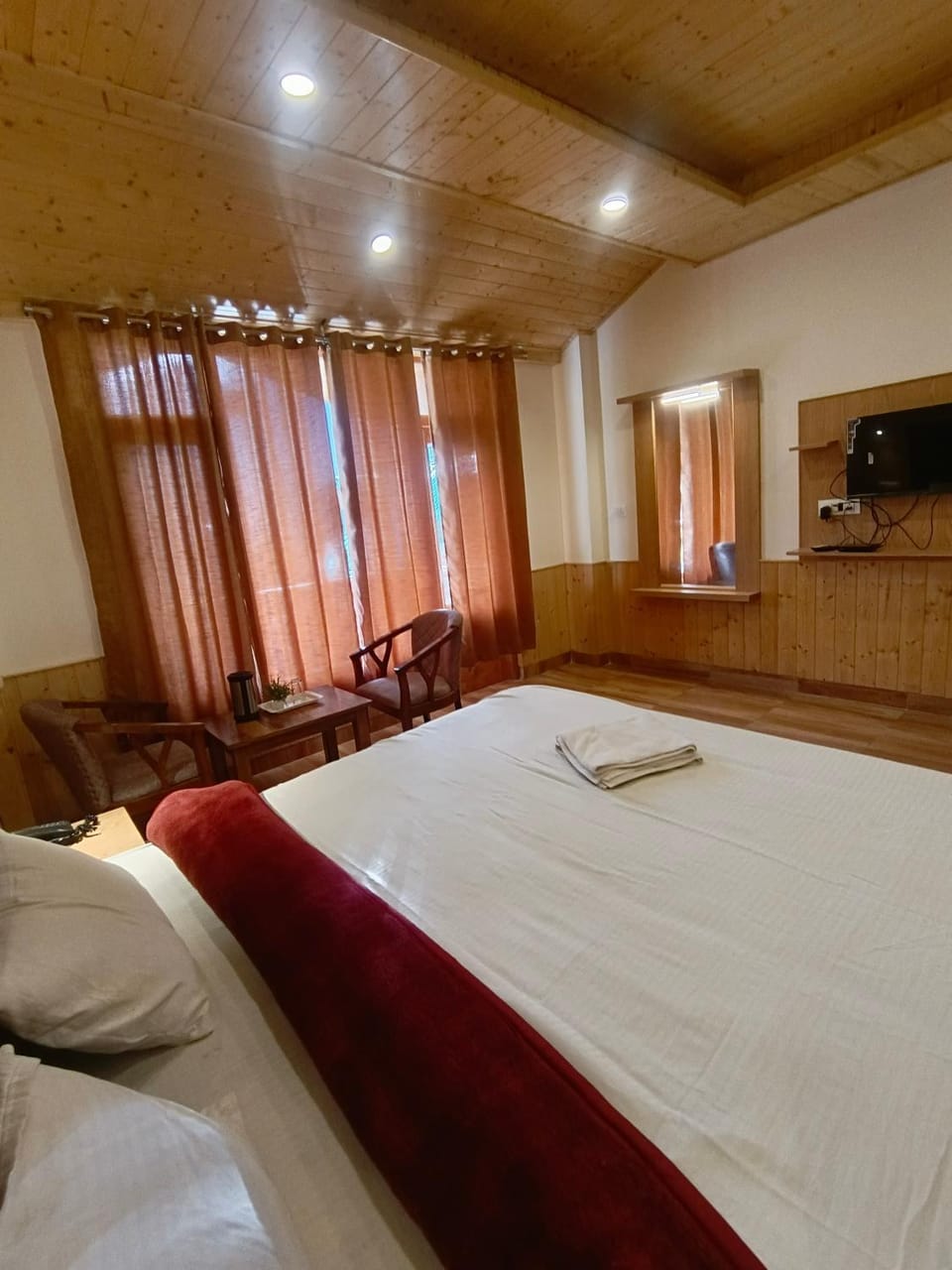 Hotel Seven Heaven ManaIi BY RS Group Of Hotel's Hotel in Himachal Pradesh