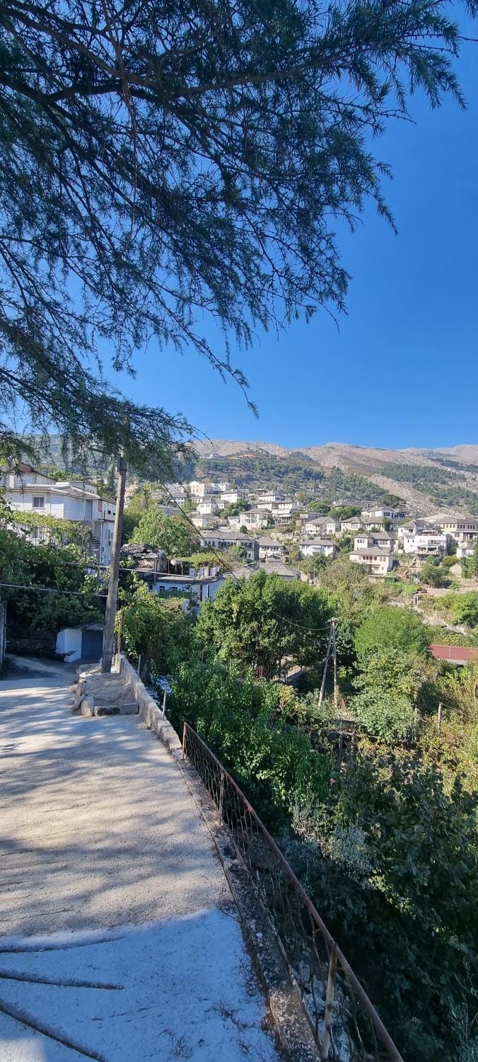 City view, Mountain view