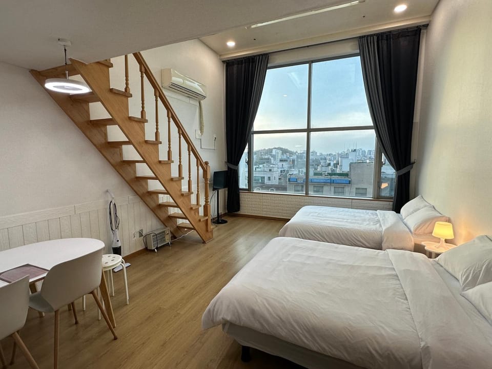 Hongdae Paradise Cityview Apartment in Seoul