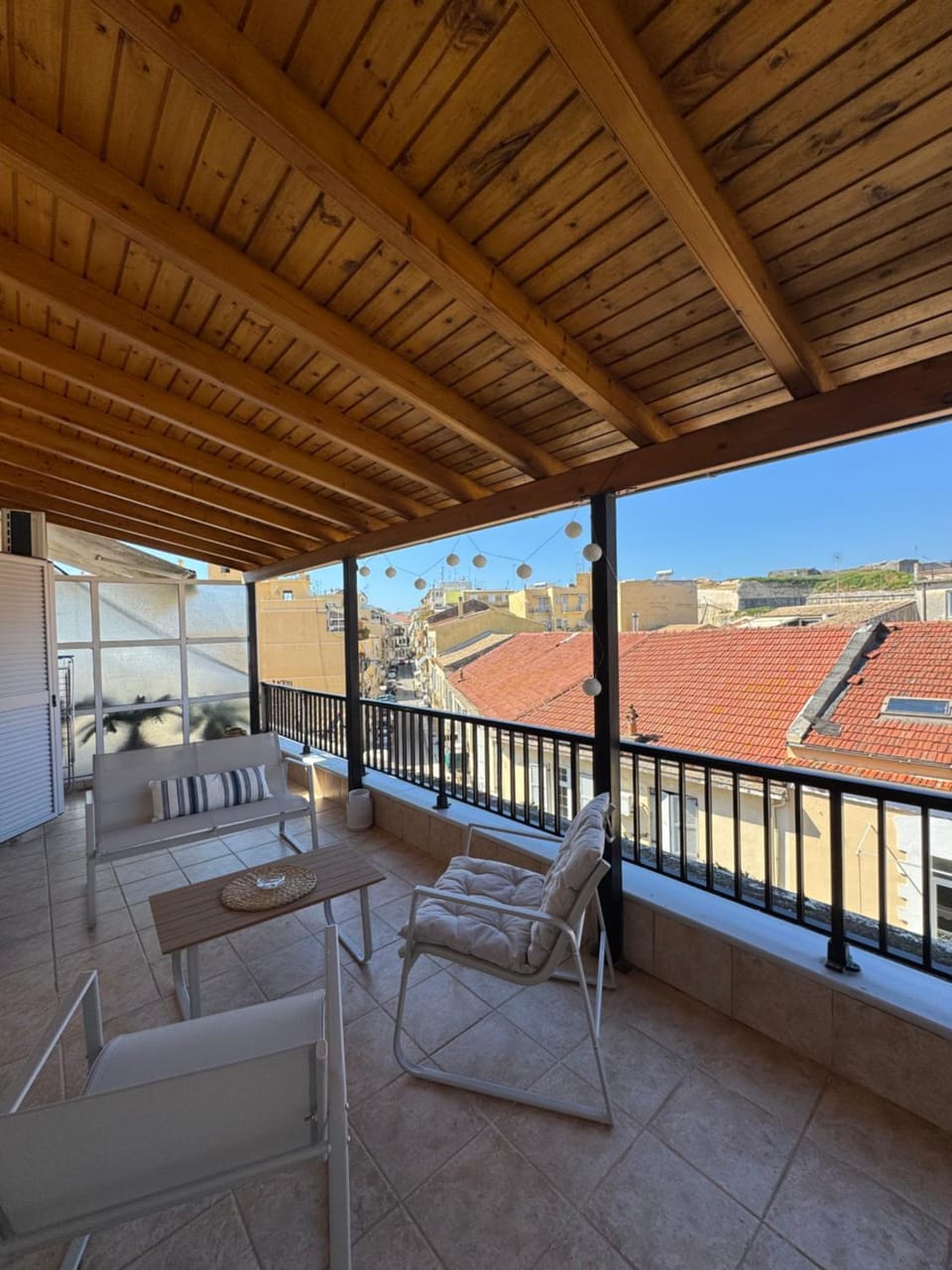 View (from property/room), Balcony/Terrace, Living room, Seating area