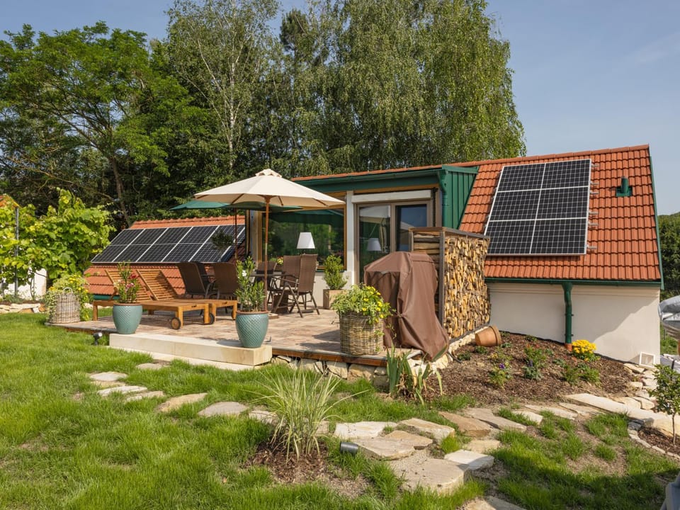 Property building, Garden, Garden view