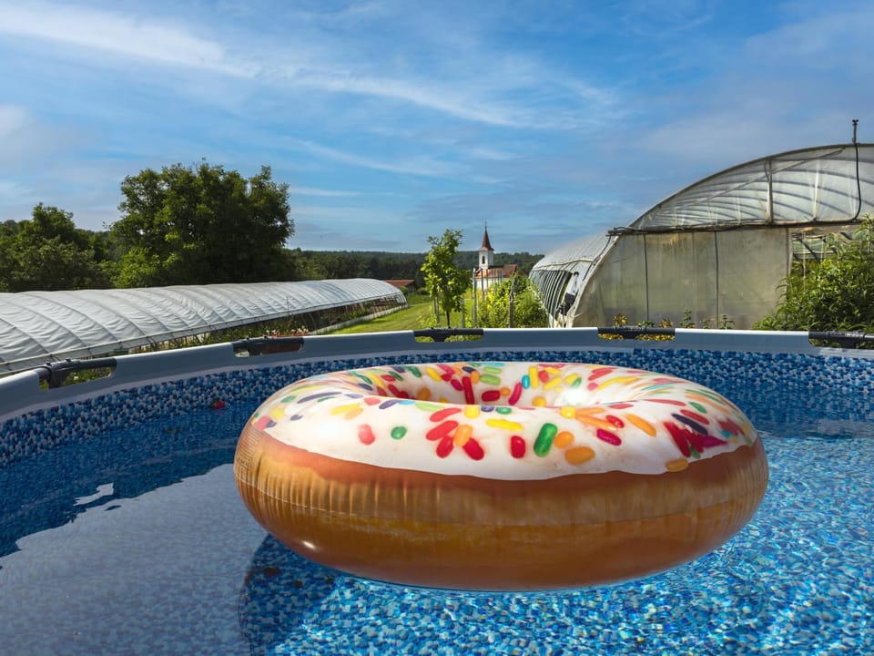 Pool view, Swimming pool, Swimming pool
