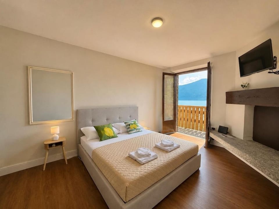 Lemon Home, appartamento con vista lago Apartment in Menaggio