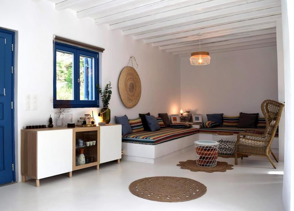 Isla Catalina Villa in Milos
