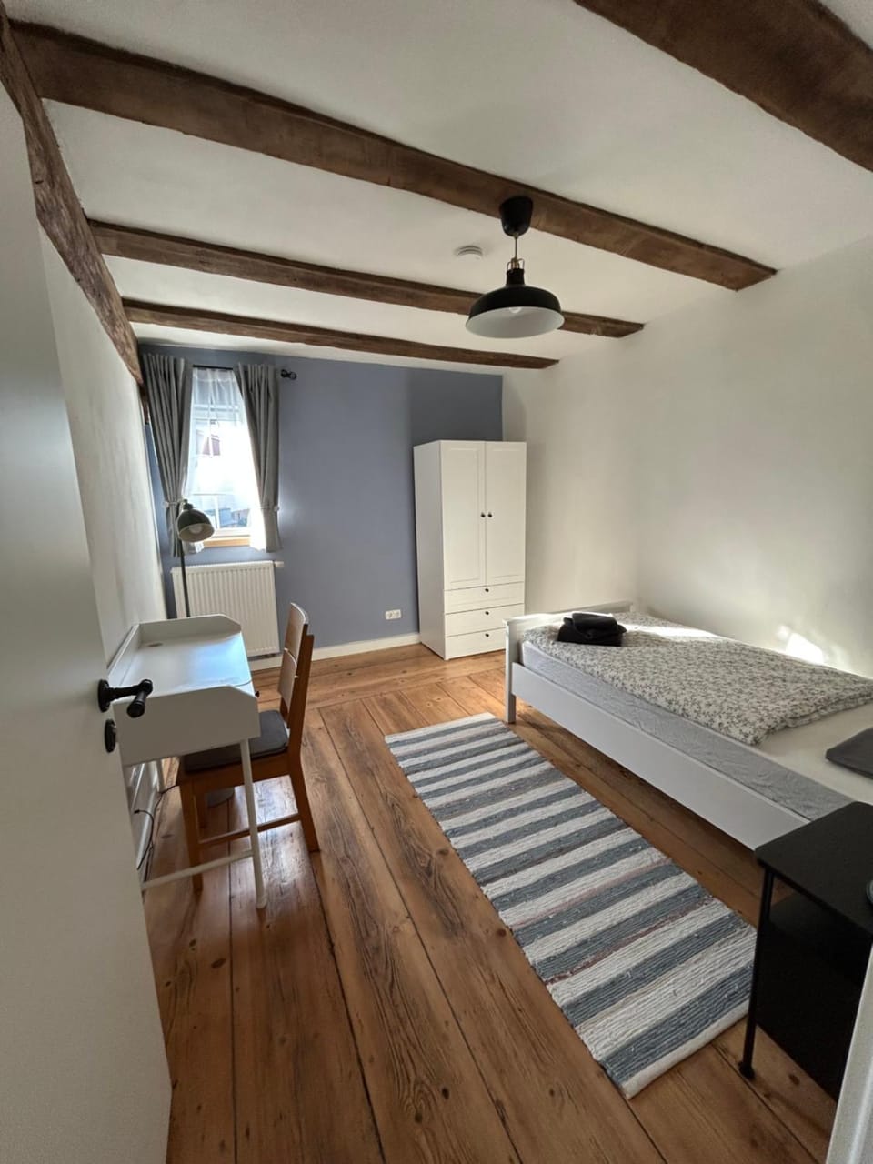 Bed, Photo of the whole room, Bedroom, wardrobe