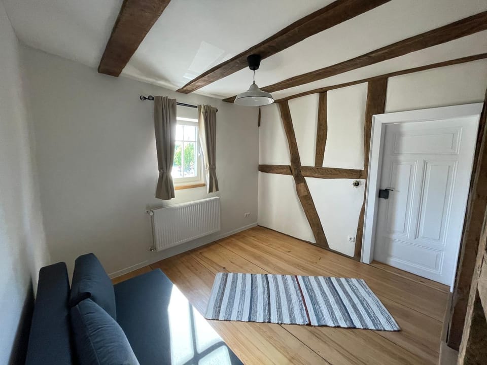 Photo of the whole room, Seating area, Bedroom