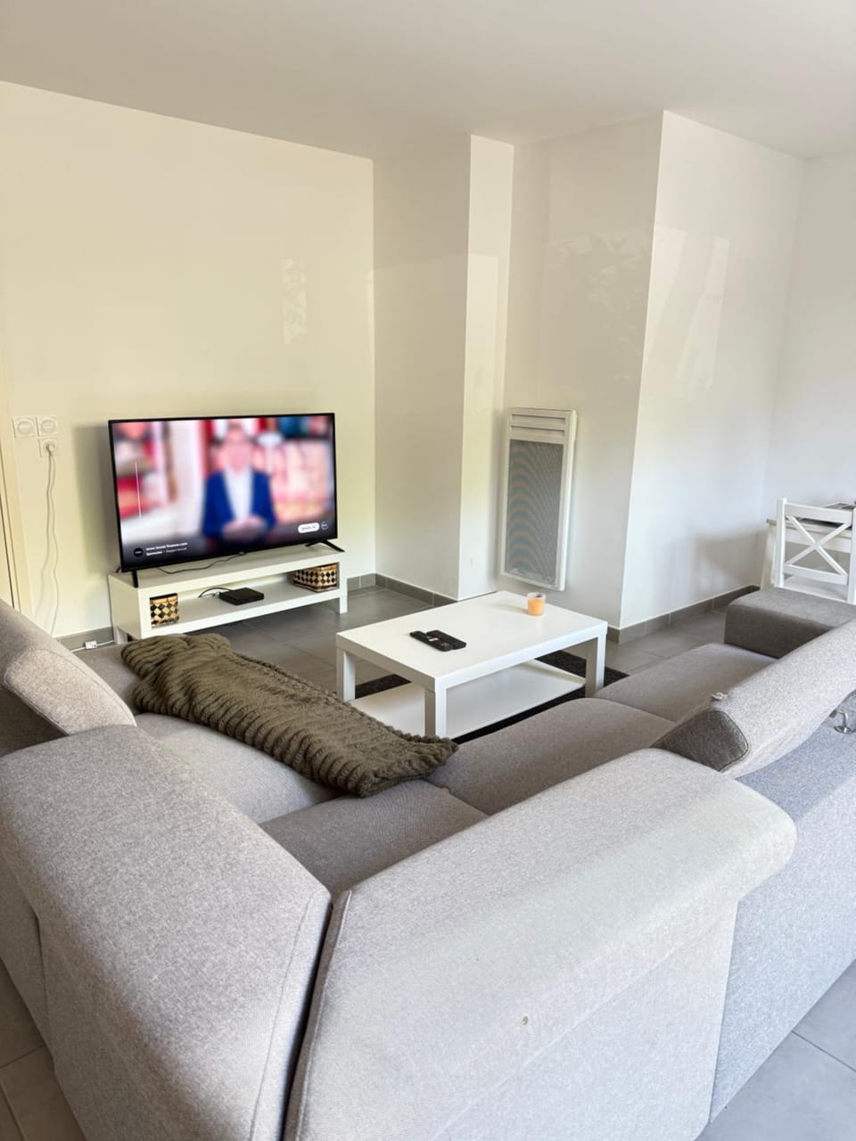 Communal lounge/ TV room, TV and multimedia, Living room, Photo of the whole room, Seating area, Evening entertainment
