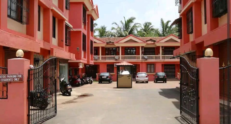 Beach Arcade Apartment in Benaulim