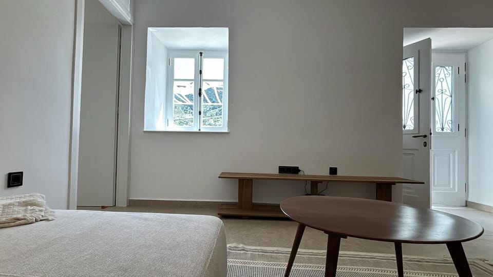 Living room, Mountain view