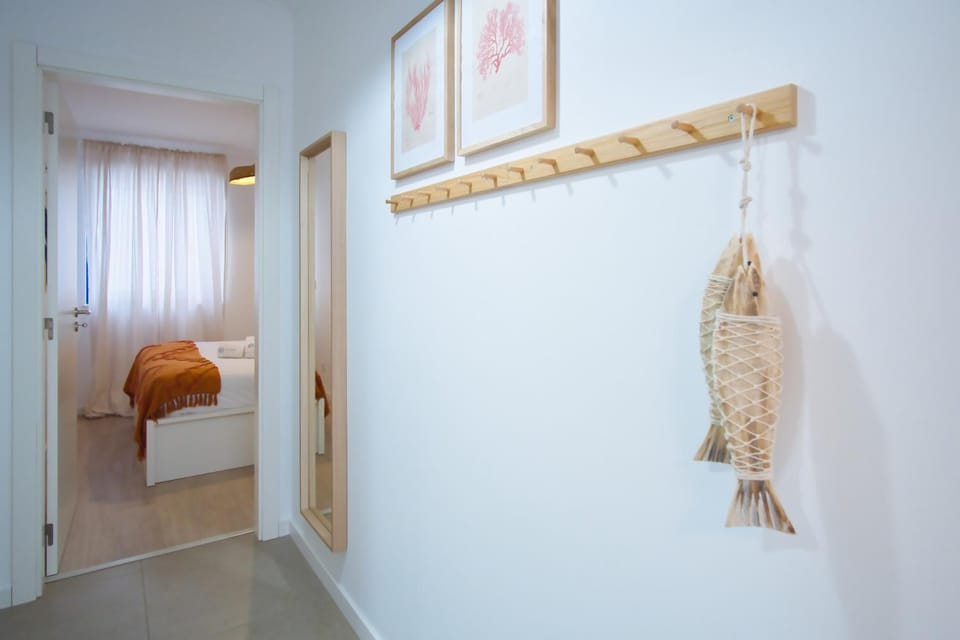 Photo of the whole room, Decorative detail, Bedroom