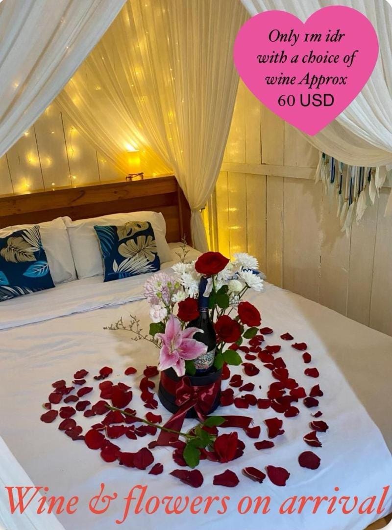 Lotus & Teak Villas Hotel in North Kuta