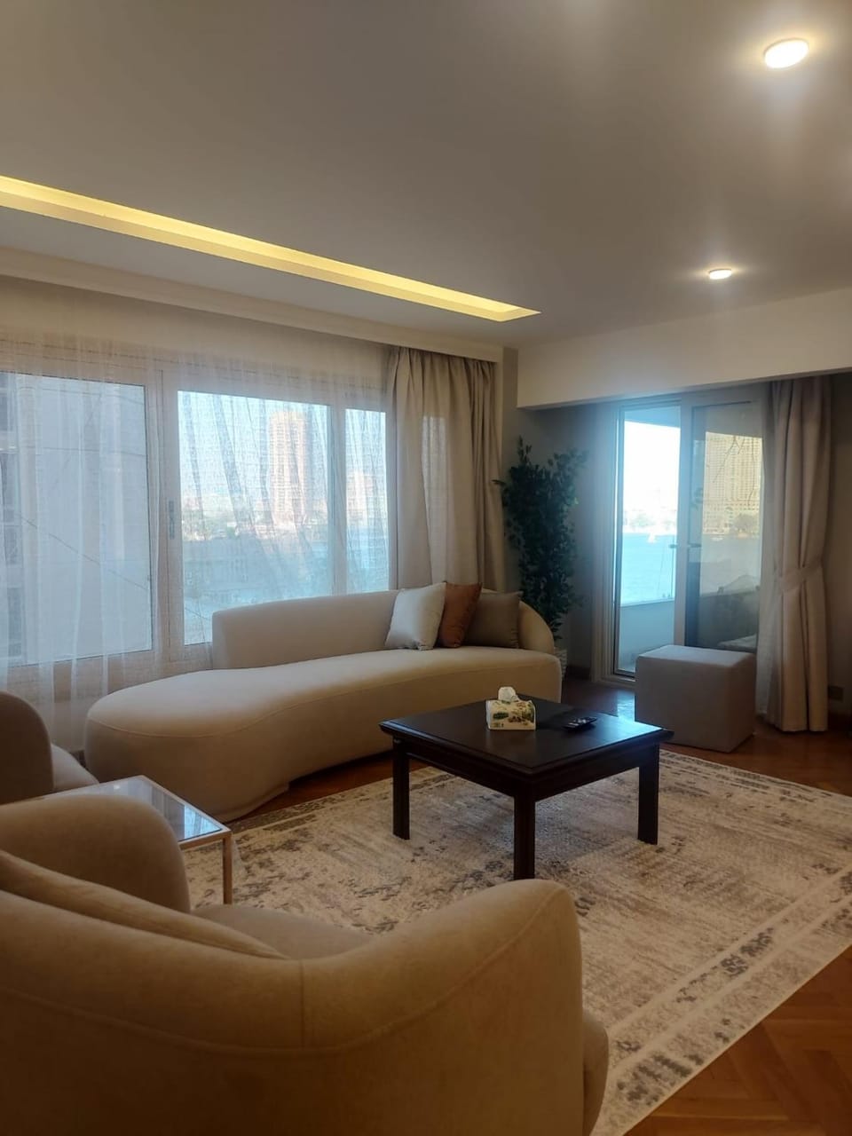 TV and multimedia, Living room, Seating area