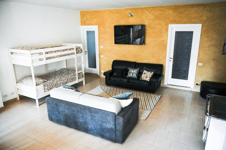Bed, Living room, Seating area