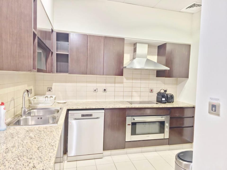 Kitchen or kitchenette, kitchen