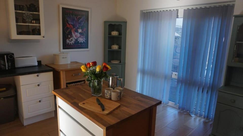 Glanmwrwg Barn House in Wales