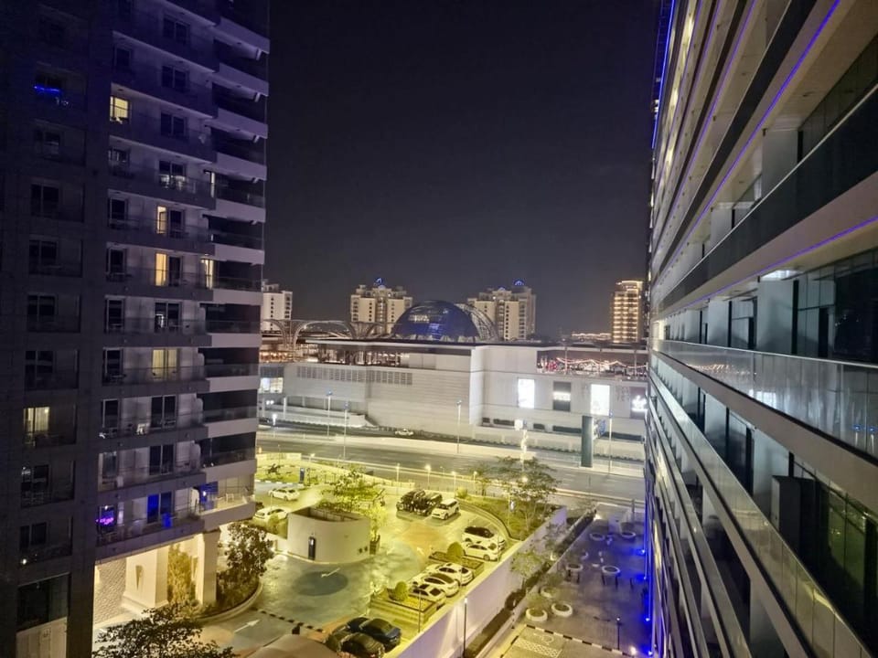 Property building, View (from property/room)