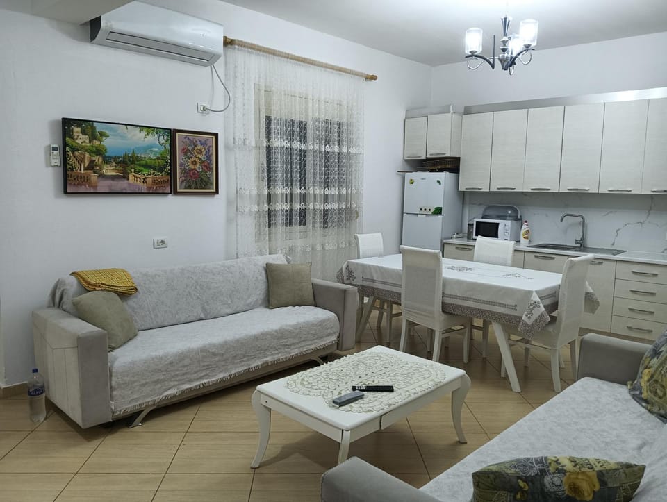 Elio Apartment Vlore Apartment in Vlorë