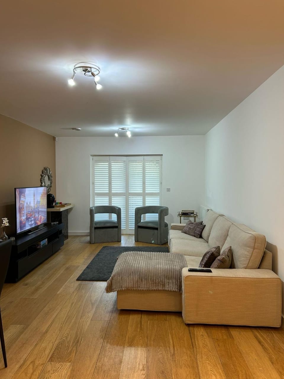 Communal lounge/ TV room