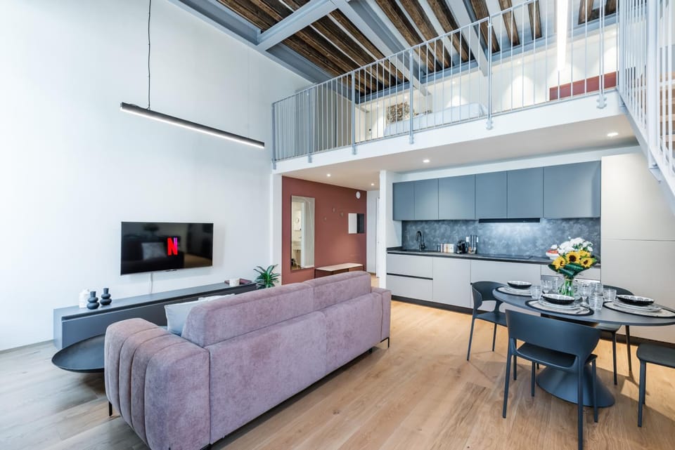 Imperial Luxury and Historical Frescoes in San Giorgio Apartment in Genoa