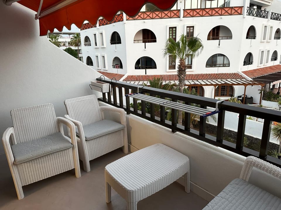 Balcony/Terrace, Balcony/Terrace