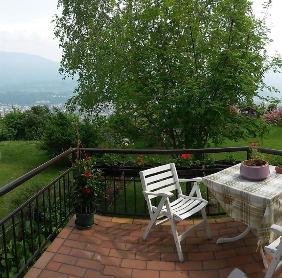 Balcony/Terrace, City view, Garden view, Mountain view, River view