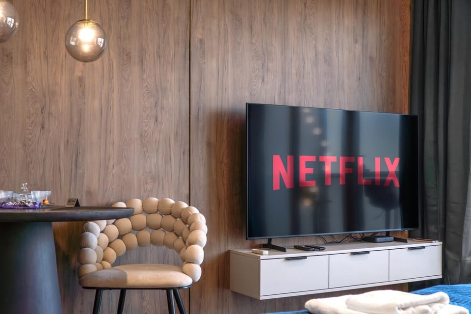Communal lounge/ TV room, TV and multimedia