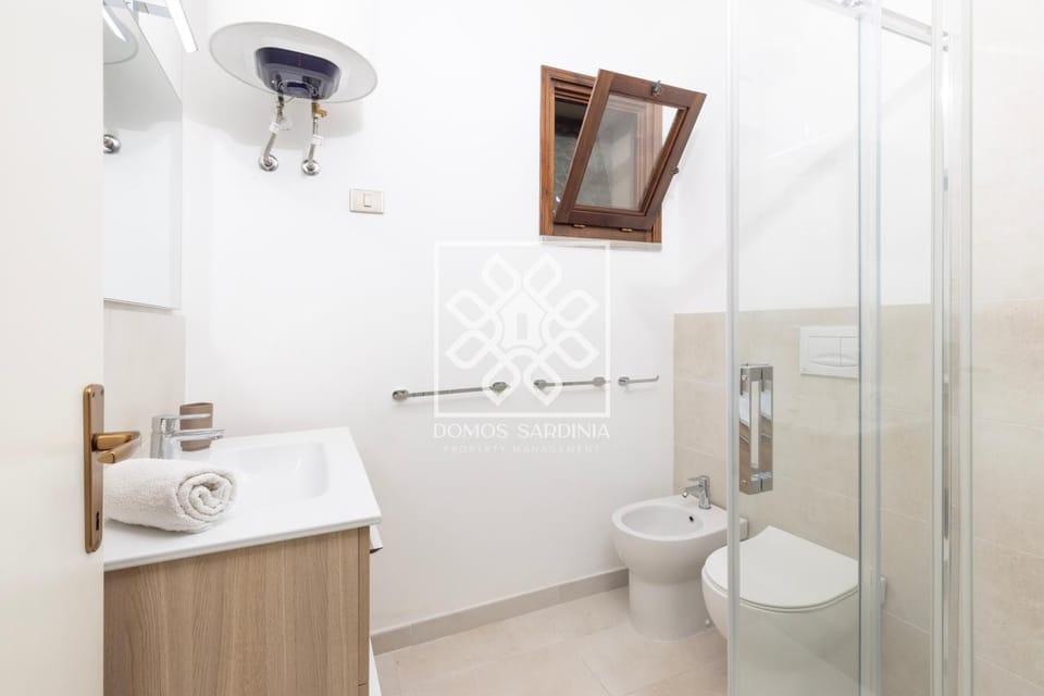 Shower, Bathroom, bidet