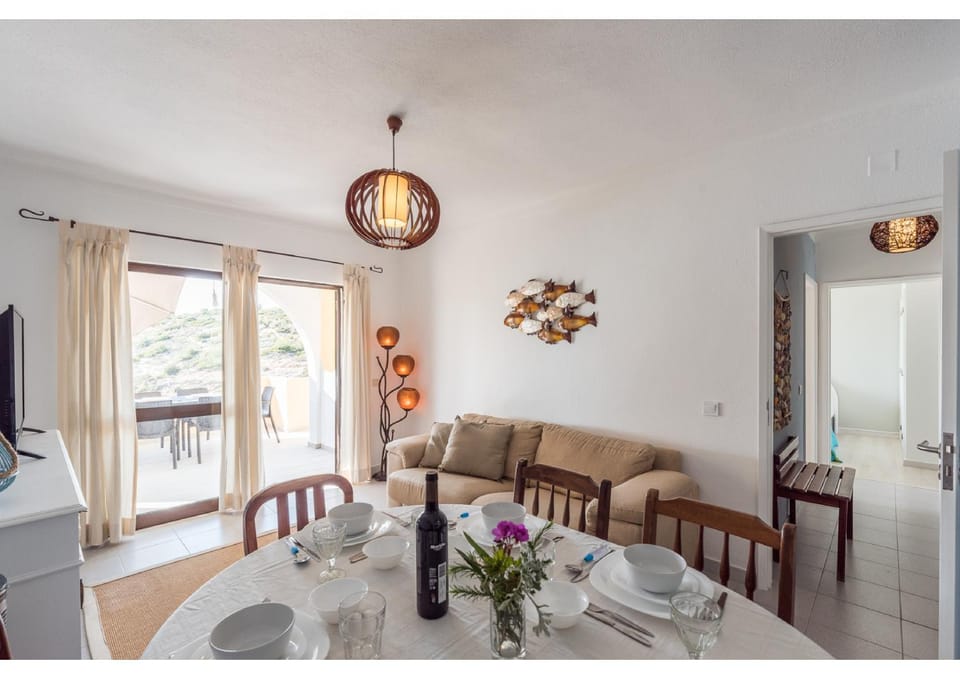 Oceanfront Escape in Carvoeiro - Breathtaking Algarve Views Apartment in Carvoeiro