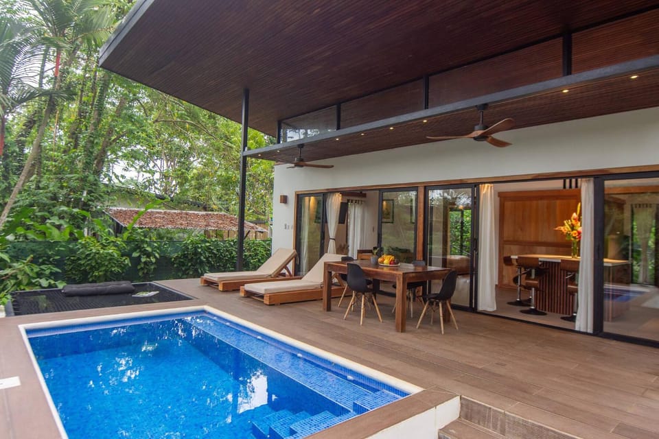 Balcony/Terrace, Swimming pool, Swimming pool