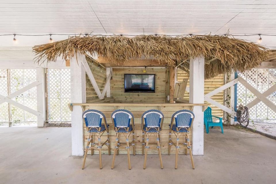 Seating area, Evening entertainment