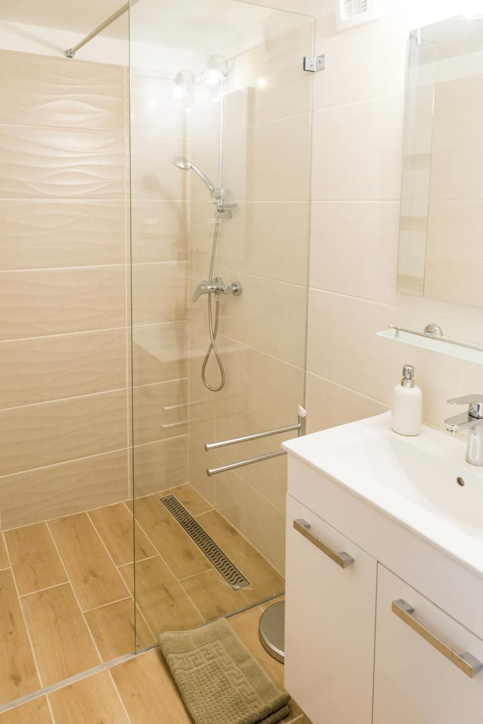 Shower, Bathroom