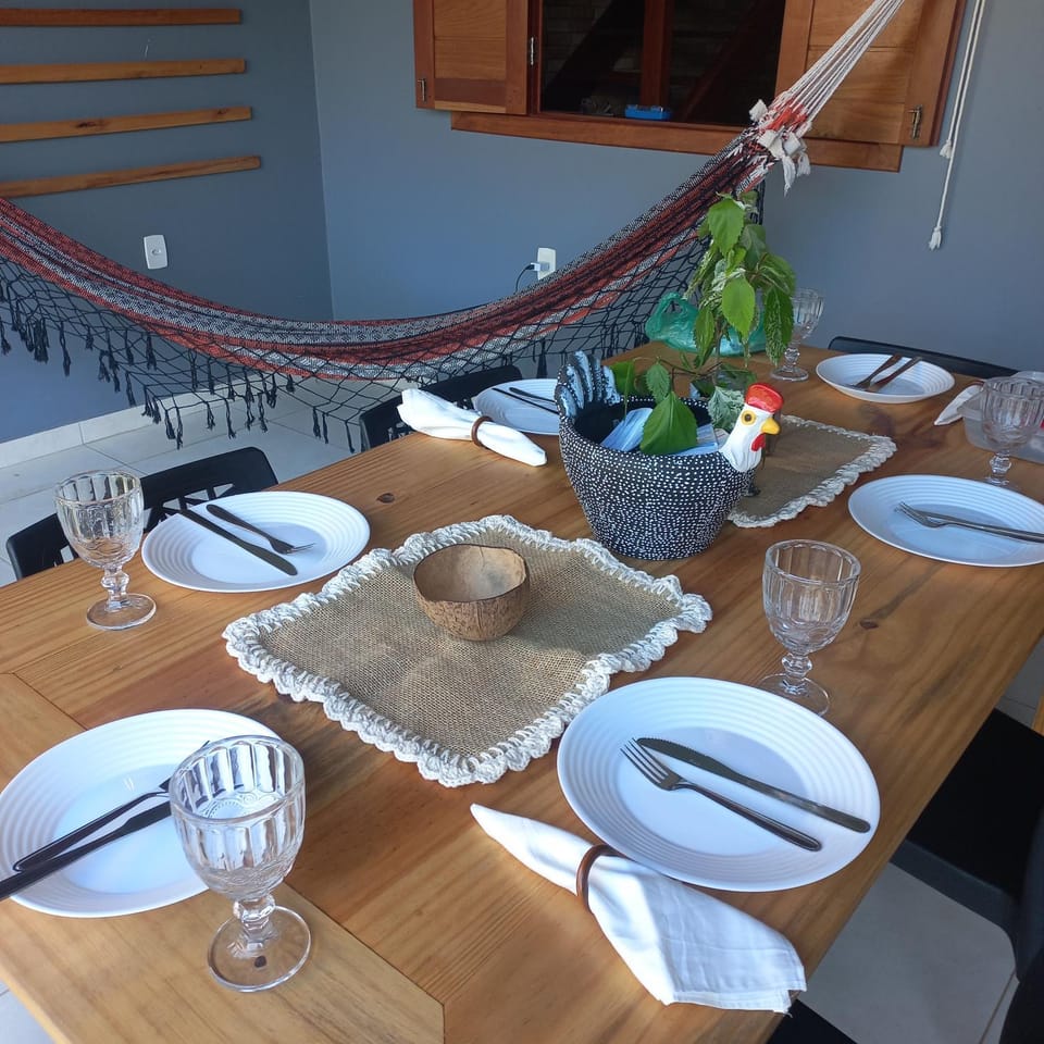 Dining area, Food