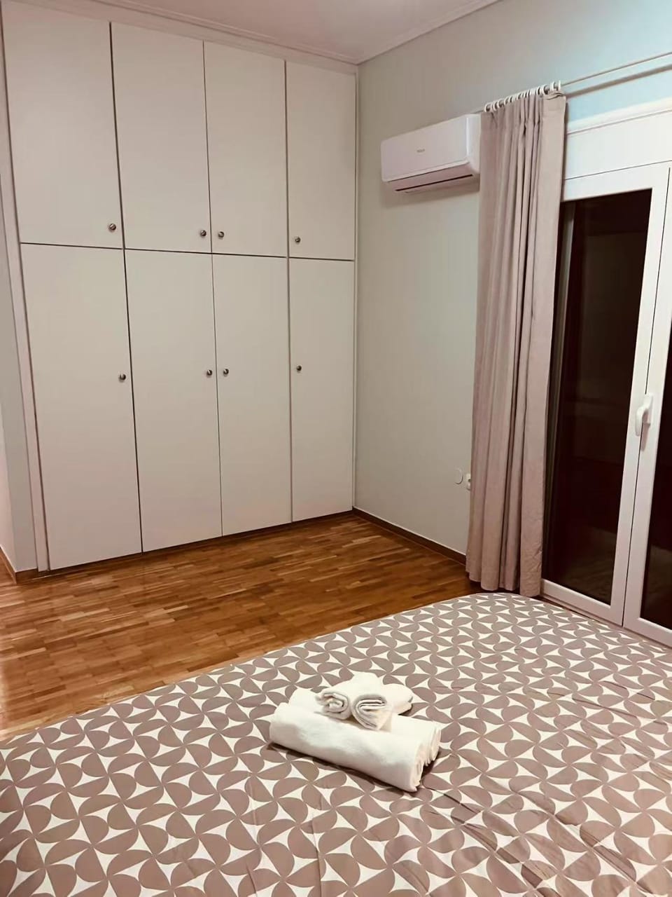 Cozy Central Stay Apartment in Athens