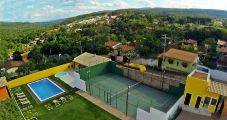 Casa confortável em condomínio com piscina House in State of Bahia
