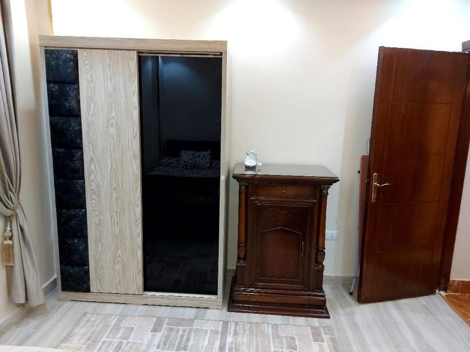 Peaceful 2BR 9 Min to Metro Prime Location Apartment in Egypt