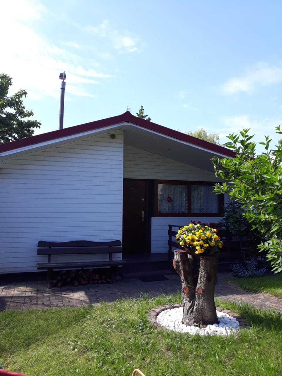 Domki Mewa Campground/ 
RV Resort in Pomeranian Voivodeship
