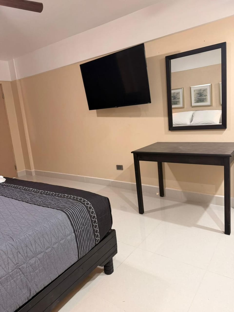 Communal lounge/ TV room, Bed