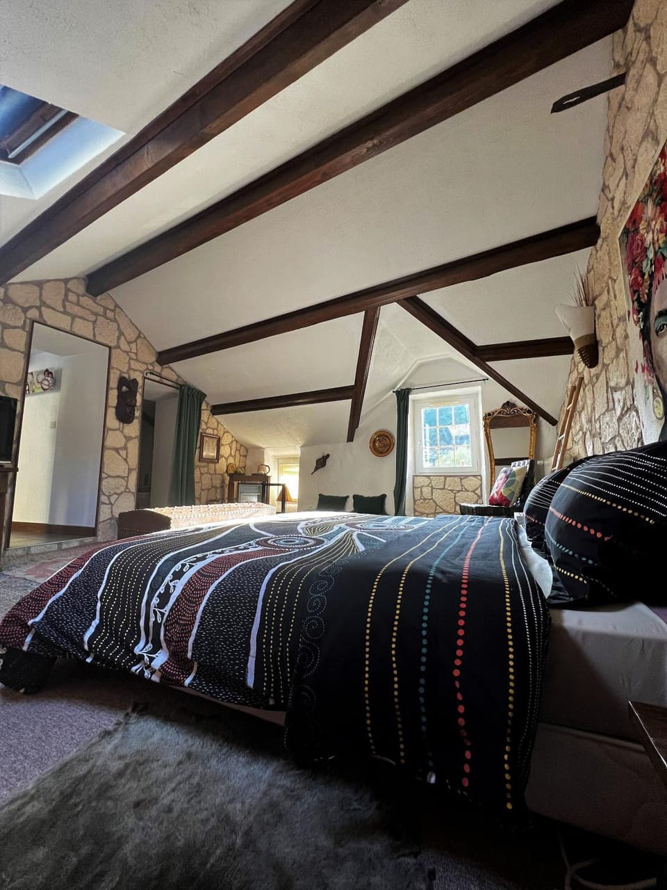 Bed, Decorative detail, Bedroom