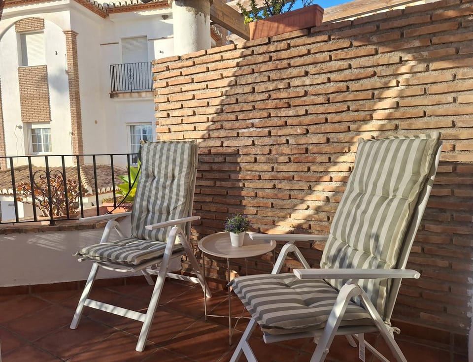 View (from property/room), Balcony/Terrace, Balcony/Terrace, Garden view, Pool view, Sea view, sunbed